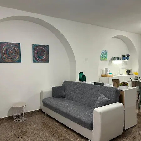 Casa Rosa - *